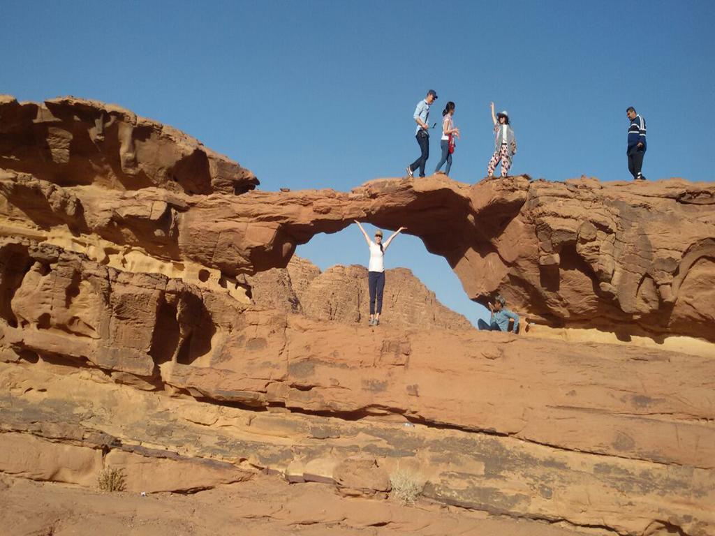 Wadi Rum Quiet Village Camp Exterior photo