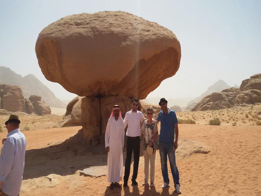 Wadi Rum Quiet Village Camp Exterior photo