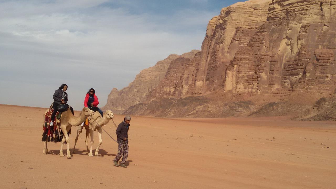 Wadi Rum Quiet Village Camp Exterior photo